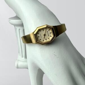 Vintage Elgin Goldtone Quartz Watch